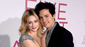 Lili Reinhart rompió el silencio sobre su quiebre con Cole Sprouse: "Me sentí traicionada"