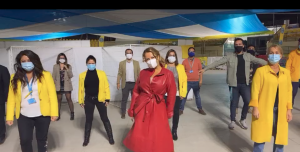 Cathy Barriga se suma a TikTok y realiza coreografía junto a funcionarios municipales