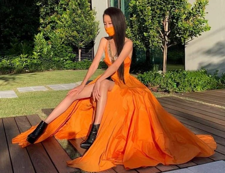 Diseñadora Vera Wang impacta con lo bien que luce a sus 70 años