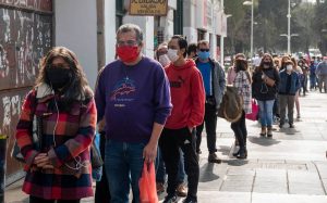 Según encuesta Cadem: 69% rechaza la 'nueva normalidad'