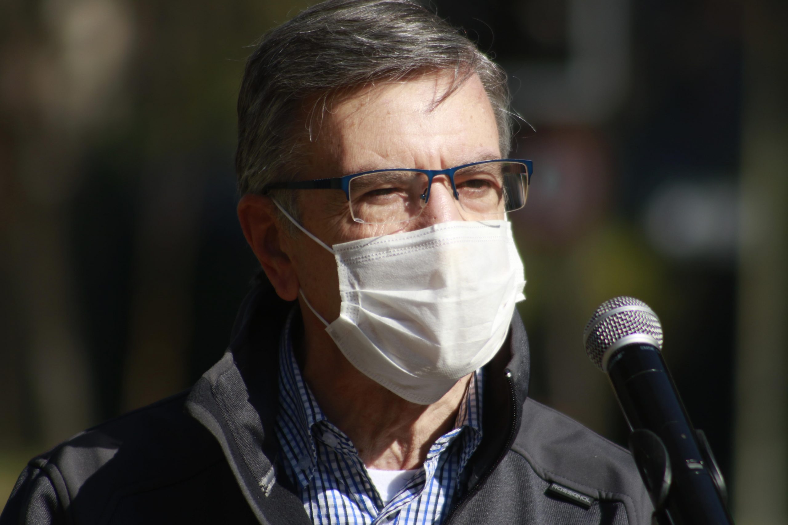 Joaquín Lavín ingresa a residencia sanitaria por contacto estrecho de Covid-19