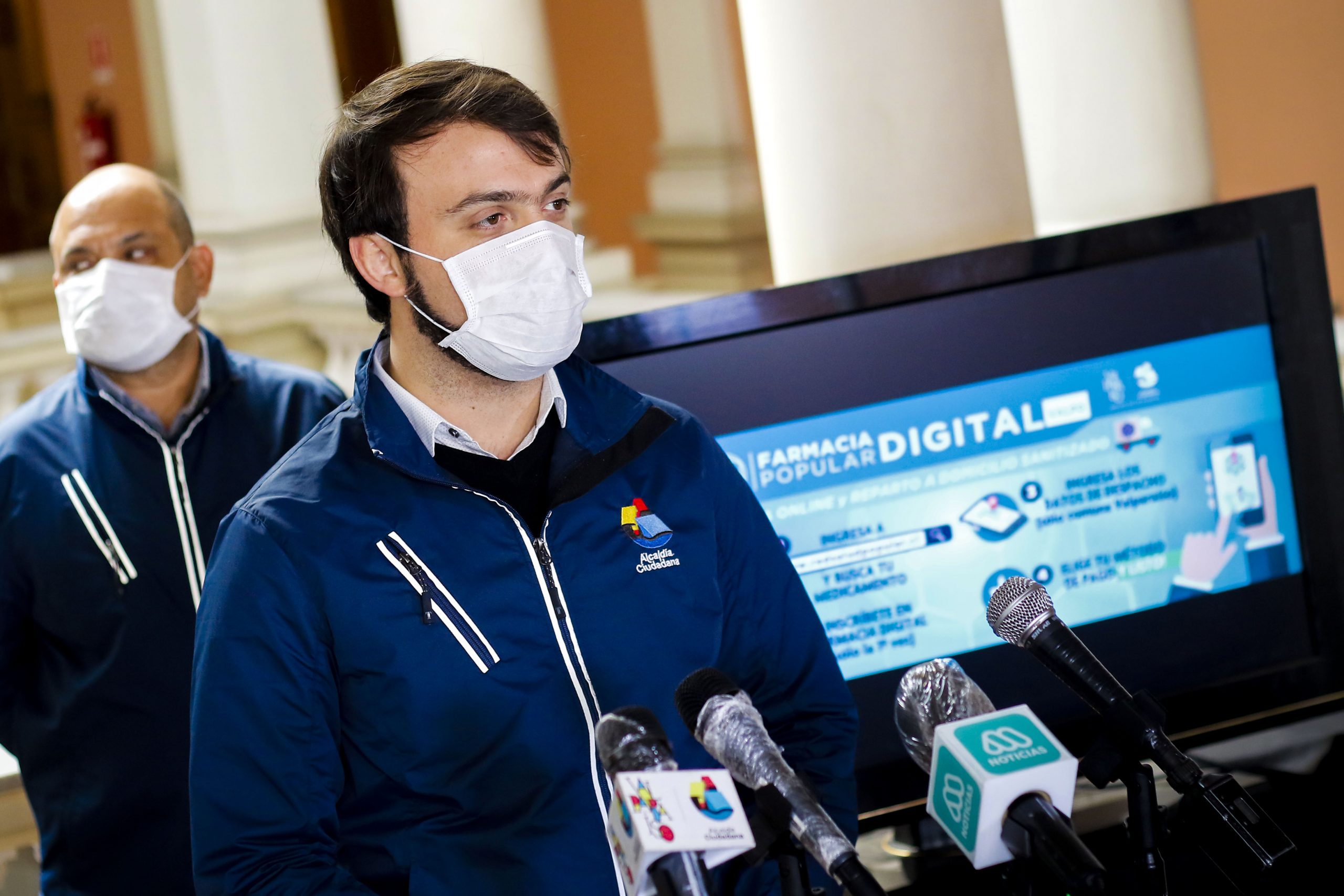 Jorge Sharp critica al Gobierno por no decretar cuarentena en Valparaíso