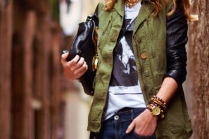 Verde militar: Así podrás llevar el color de este invierno