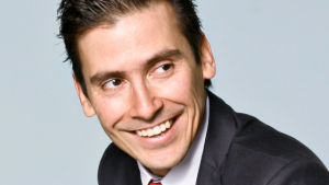 El "chascarro" de Álvaro Espinoza tras recibir Copihue de Oro a mejor actor