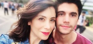 "¿Nos parecemos?" Yamna Lobos enterneció posando junto a su hija Agustina