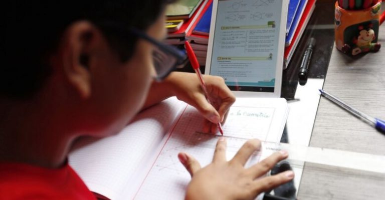 Ministerio de Educación y Municipalidad acuerdan "pausa pedagógica"