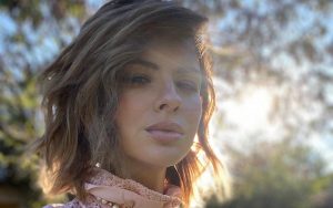 China Suárez respondió a seguidora tras recibir críticas sobre la vestimenta de su hija Magnolia