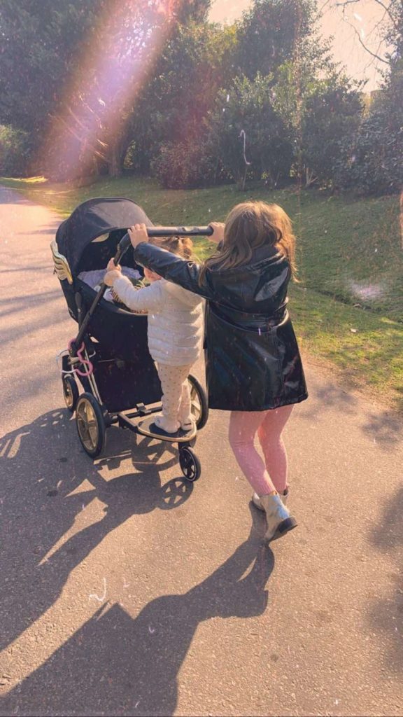 china suarez saca a su hijo amancio 