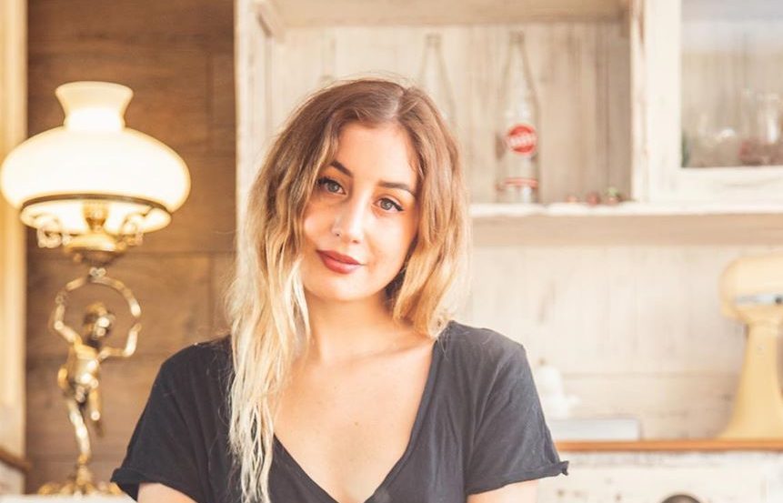 El duro mensaje de Daniela Castro tras revelar que su abuela falleció por Covid-19