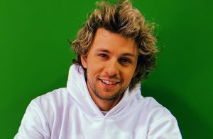 Como Dios lo trajo al mundo: Así celebró Joaquín Méndez su cumpleaños