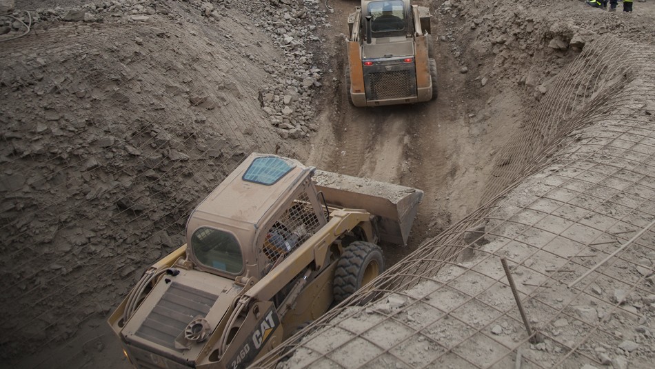 Explosión en mina La Poderosa provoca derrumbe: Al menos dos trabajadores fallecieron
