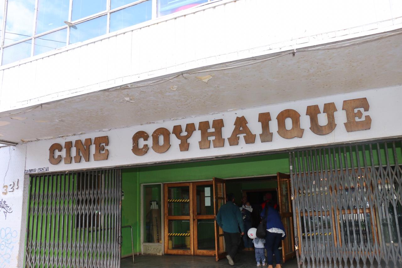 Las reacciones en redes por anuncio de apertura de cines en Aysén: La región no tiene