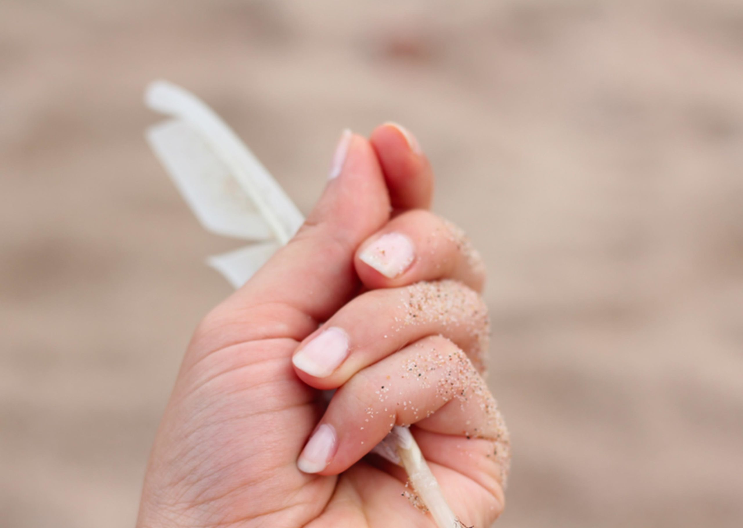 Milky nails: Así es la manicure que arrasa este invierno
