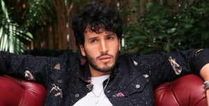 Sebastián Yatra nos cuenta cómo vive sus días en Miami y nos habla de "A dónde van"