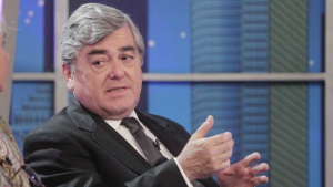 Con esta foto Hernán Calderón padre reapareció en redes sociales