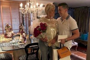 Raquel Argandoña: "Es un peso muy grande ser mi hijo en este momento"