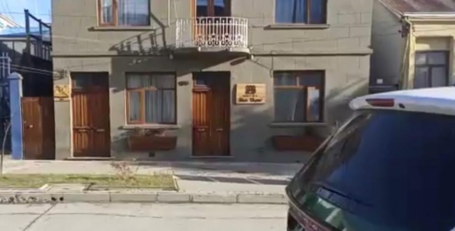 Detienen a dos pacientes con Covid-19 acusados de violar a enfermera en residencia sanitaria