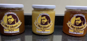 Nueva batalla de Miel Gibson: Otra empresaria inscribió la marca antes que la dueña