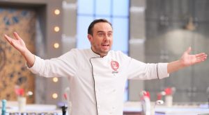 César Campos mostró el tierno regalo que le hizo su esposo tras "MasterChef Celebrity"