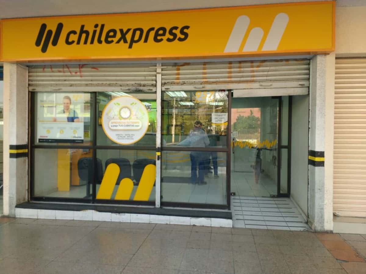 Chilexpress suspende envíos a zona sur por paro de camioneros