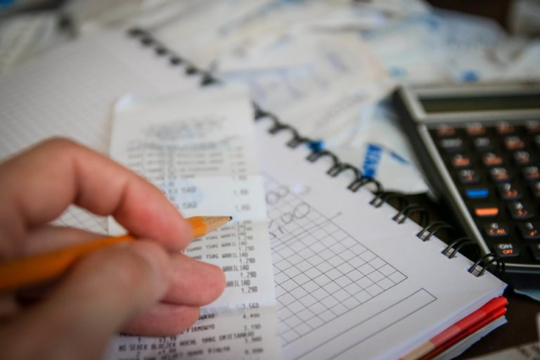 Sernac lanza calculadora para identificar gastos de cobranza indebidos