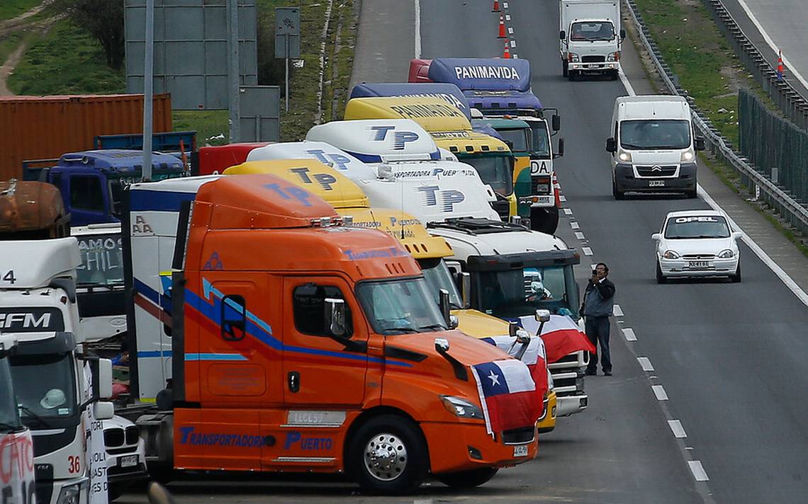 Polémica por video de fiesta de camioneros con mujeres en plena ruta: Dirigente habló