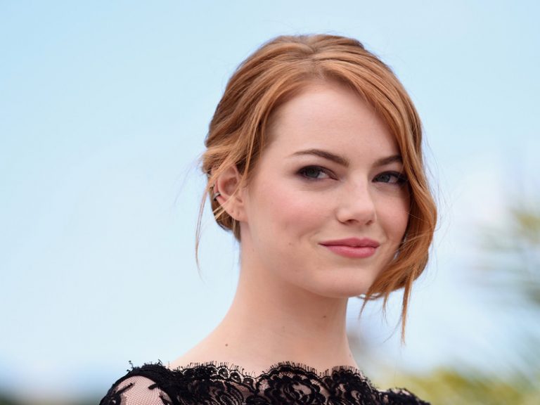 Emma Stone se habría casado en secreto y estaría embarazada