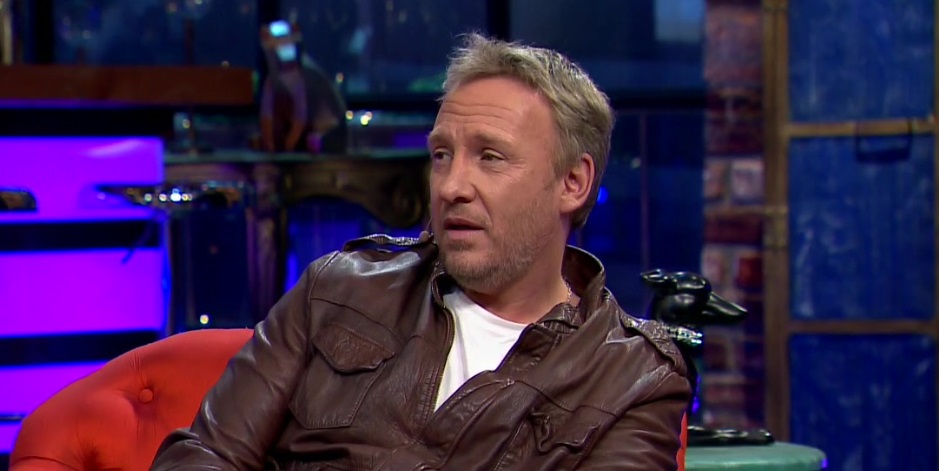 Martín Cárcamo aclara polémica portada en la pasada marcha histórica del 8M