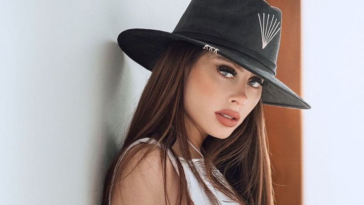 "Una Bratz": Ignacia Michelson impresiona con su cintura de avispa