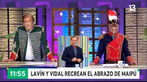 Francisco Vidal y Joaquín Lavín recrearon el 'Abrazo de Maipú' y generó ola de reacciones