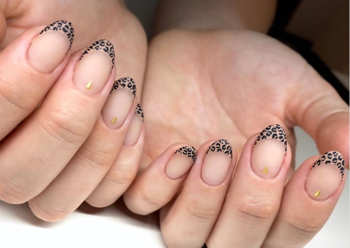 AlertaDeTendencia: ¡La manicure francesa se renueva con animal print!