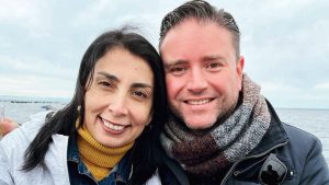 Karla Rubilar y Christian Pino presentaron al nuevo miembro de la familia