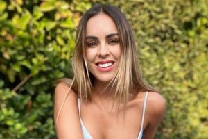Maura Rivera dio la bienvenida al calor con foto en bikini