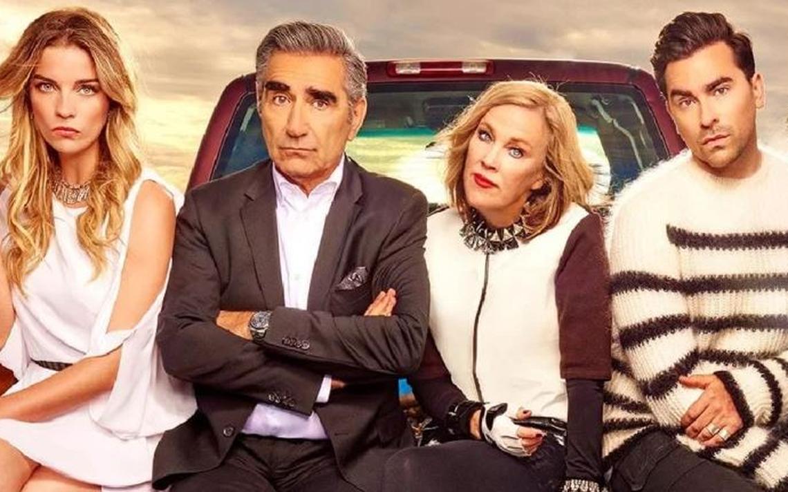 Frances Cabezas-Miller, la chilena a cargo de los looks de la serie furor en los Emmys "Schitt's Creek"