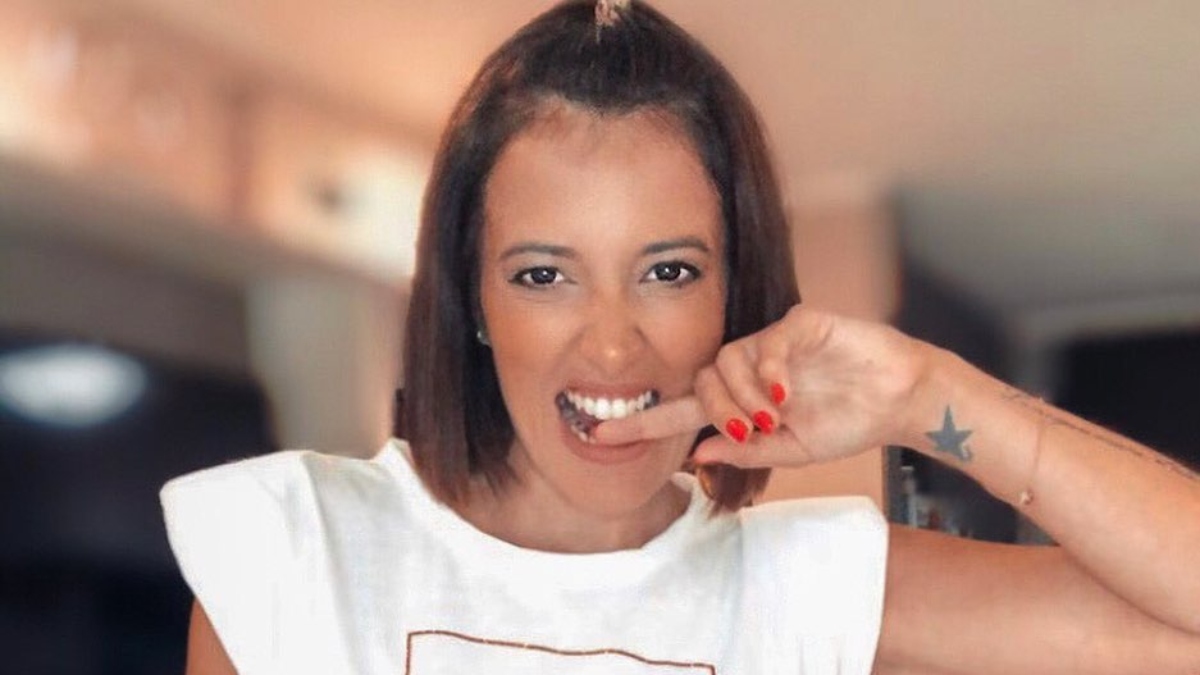 Yamila Reyna muestra su celulitis y recibe lluvia de halagos