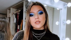 ¡Llena de color! Ignacia Antonia lanza colección de maquillaje