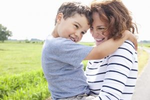 ¿Cómo criar a tus hijos para hacer un cambio generacional en torno a los sentimientos?