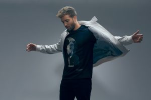 Pablo Alborán estrena su nueva canción "Hablemos de amor"