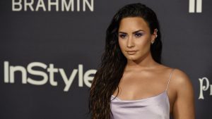 Demi Lovato celebra sus estrías para entregar potente mensaje sobre la autoaceptación