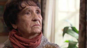 El presente de la actriz Teresa Münchmeyer: 'Con el pelo blanco, ya nadie se acuerda de mi'