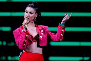 Francisca Valenzuela confirma show online para presentar "La Fortaleza"