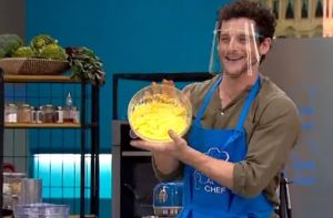 Esta semana Eyal Meyer será uno de los competidores en "Oye al Chef"