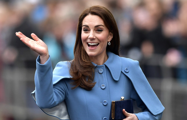 ¿Quieres tener un estilo real como Kate Middleton? Revisa los básicos de su clóset