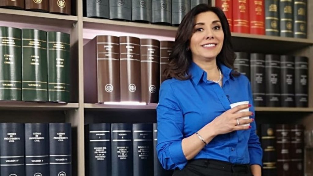 Carmen Gloria Arroyo Hija