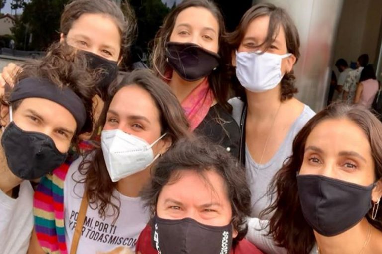 Leonor Varela y Fernanda Urrejola votaron juntas desde Estados Unidos