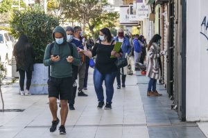 Minsal reporta 8.124 nuevos contagios y 105 fallecidos más por Covid-19