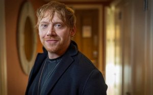 ¡Rupert Grint debuta en Instagram presentando a su hija recién nacida!