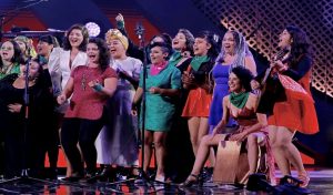 'Las 50 de la Quinta' lanzaron emotiva cueca: 'Cantamos por todas'