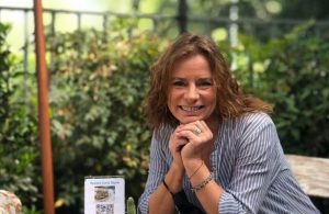 Kathy Salosny expresó su felicidad al abrir su restaurante tras 8 meses