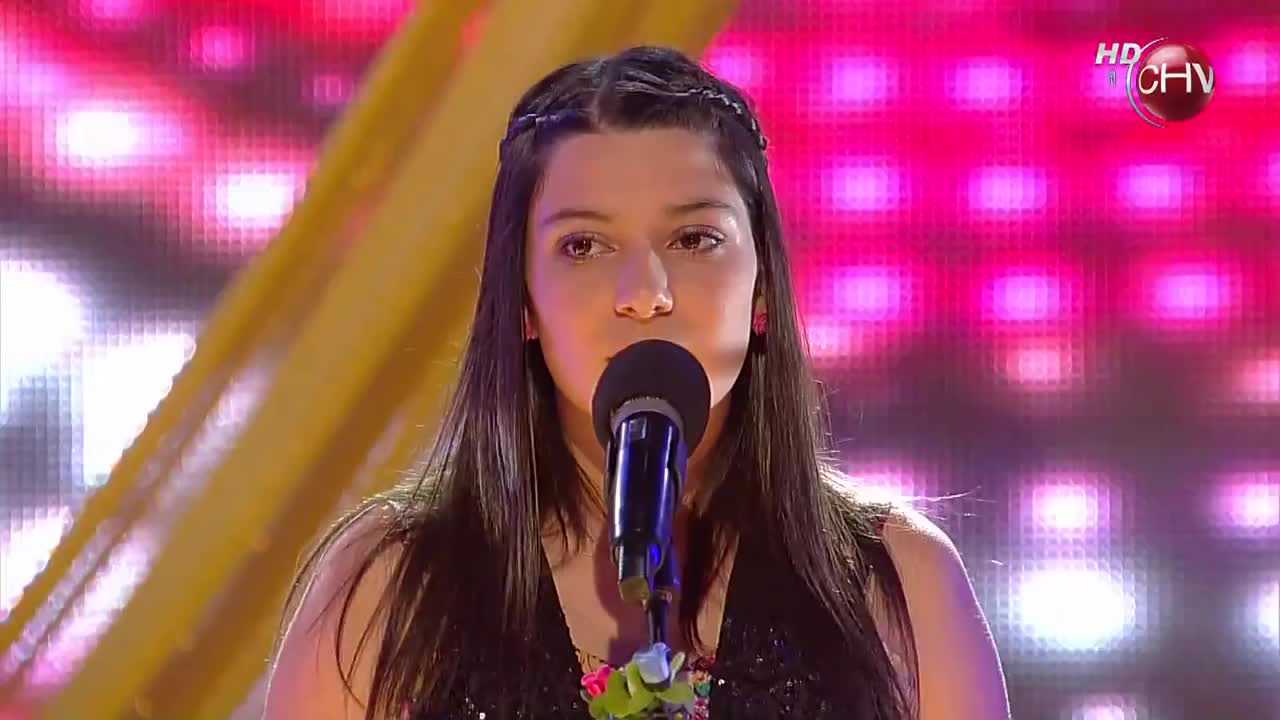 Ex "Talento Chileno" Camila Silva denunció a su pareja por golpearla embarazada